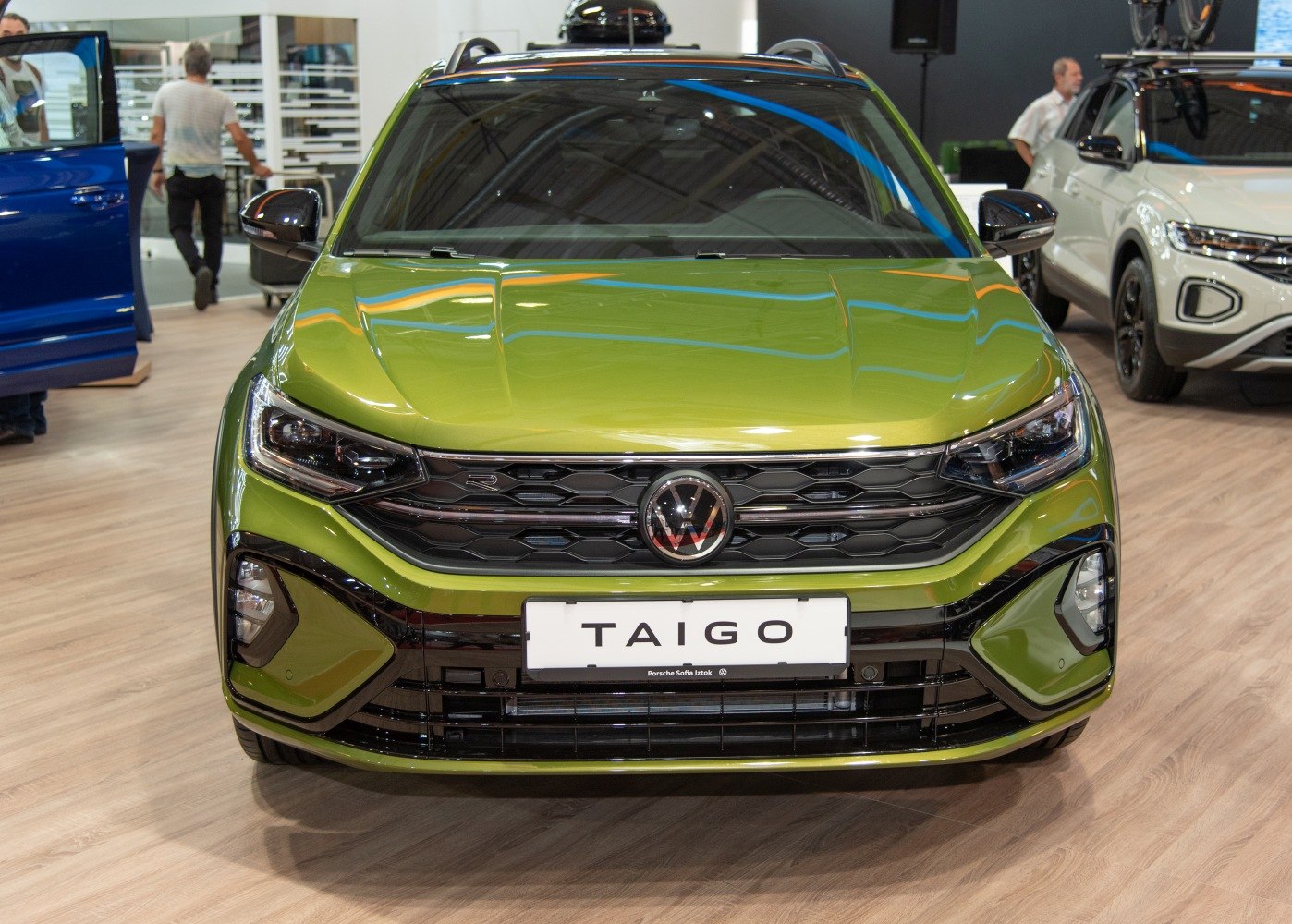 Front view with LED headlights and distinctive grille