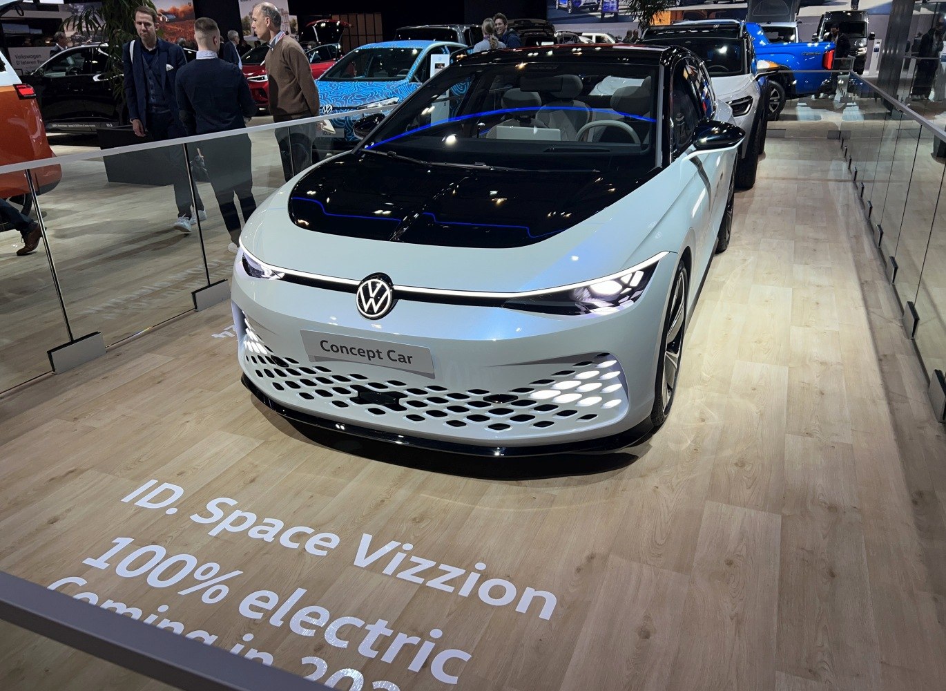 Sleek front design with illuminated grille and LED headlights