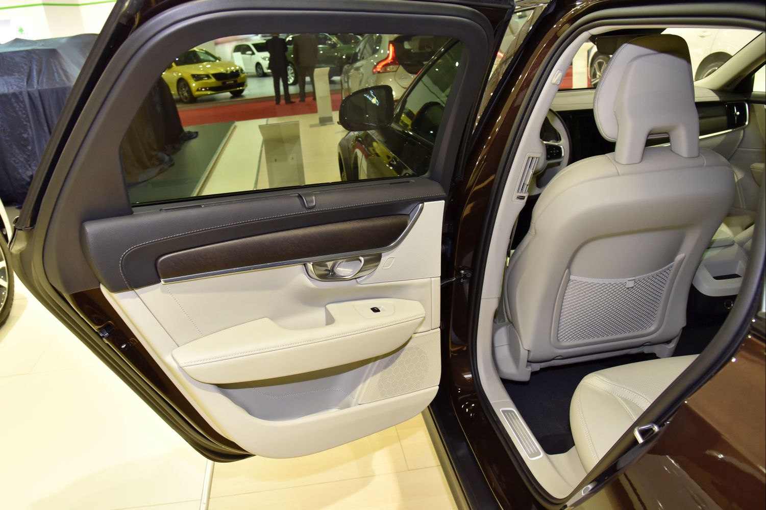 Rear door panel and light leather rear seat interior