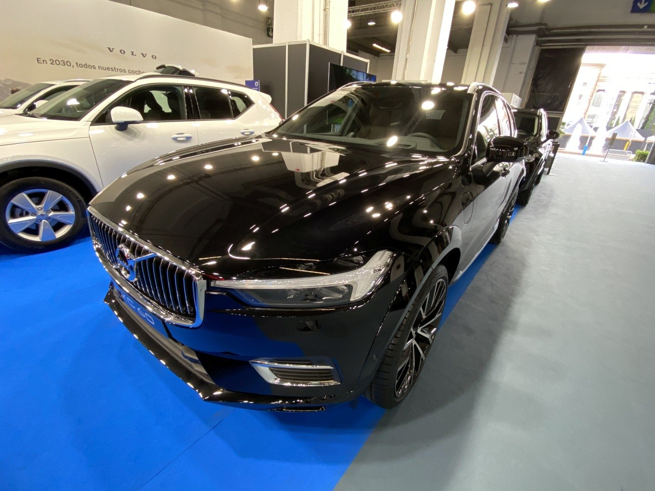 Front grille, LED headlights, alloy wheels of a modern luxury SUV