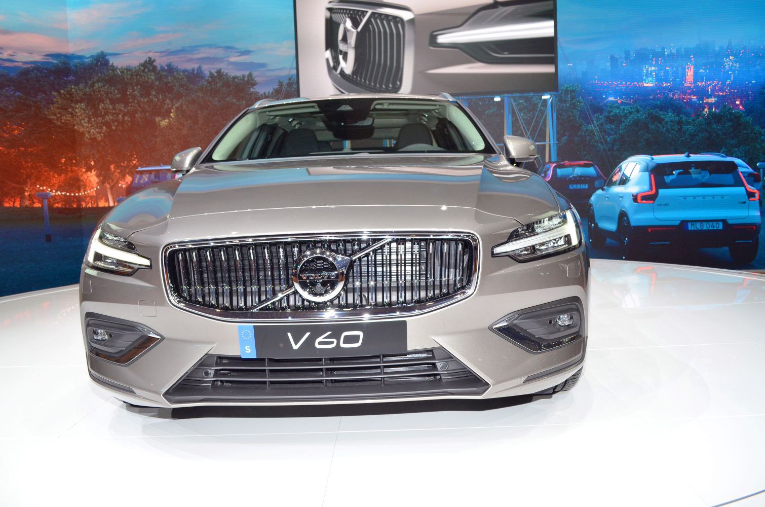 Front view with distinct grille and LED headlights