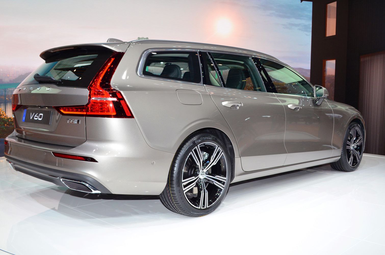 Rear side profile with modern taillights and sporty alloy wheels