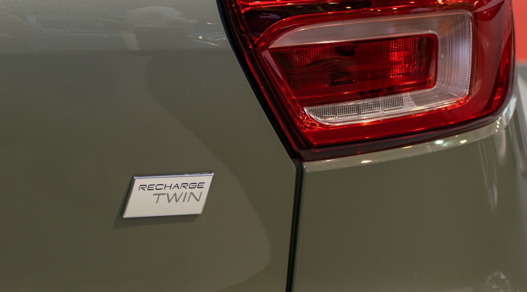 Close-up of rear light and Recharge Twin badge