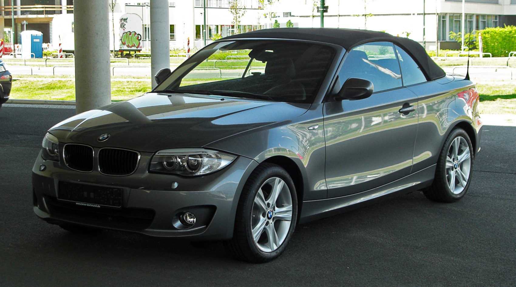 Convertible with soft top and alloy wheels front-side view