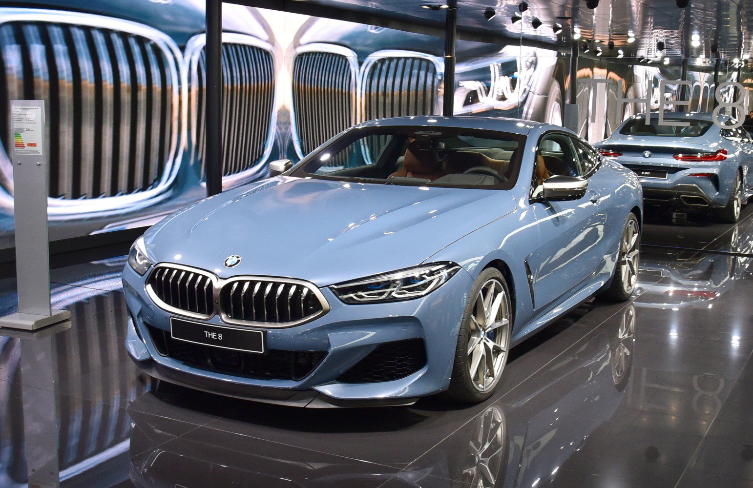 Front view with kidney grille and LED headlights