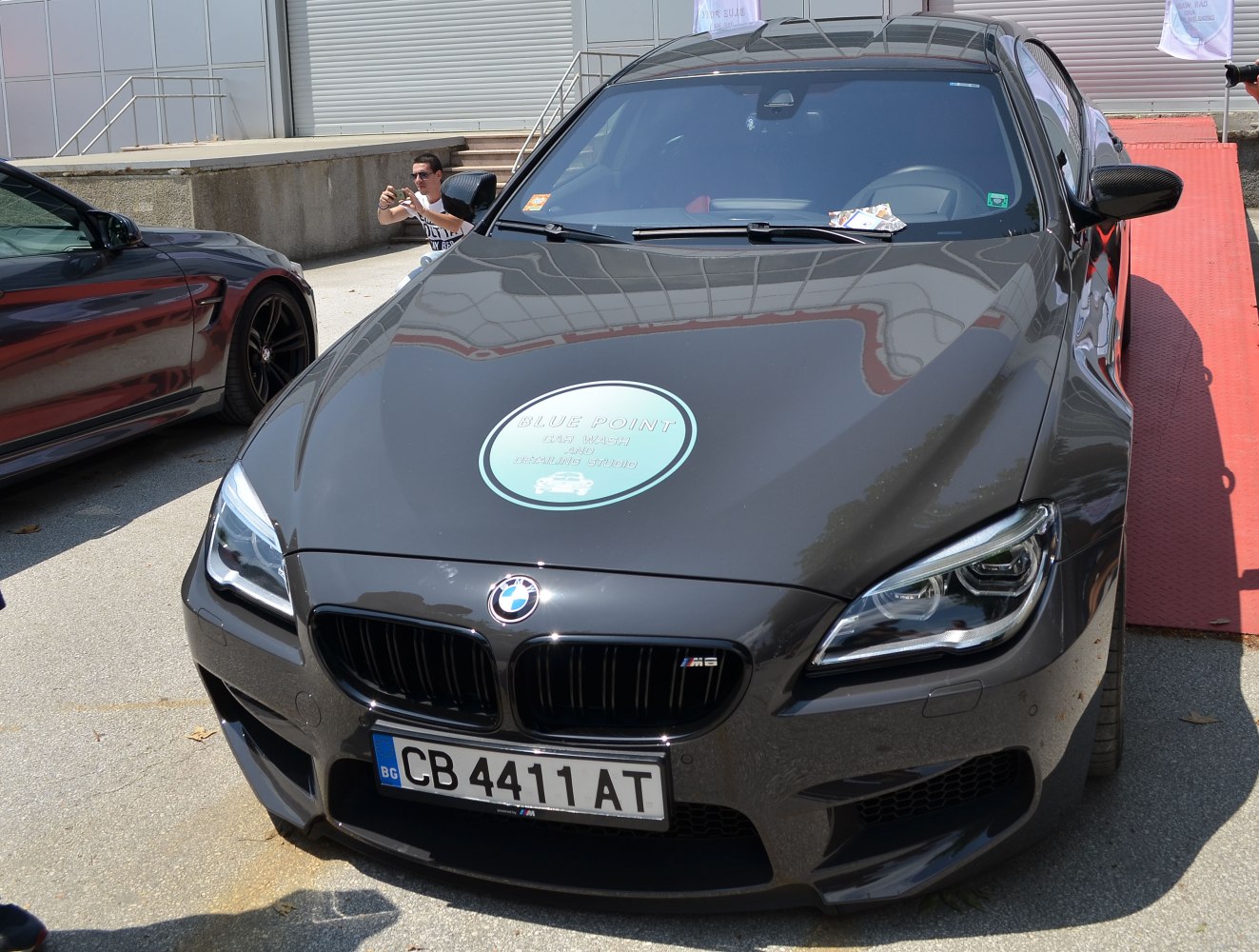 Aggressive front with signature kidney grille and modern headlights