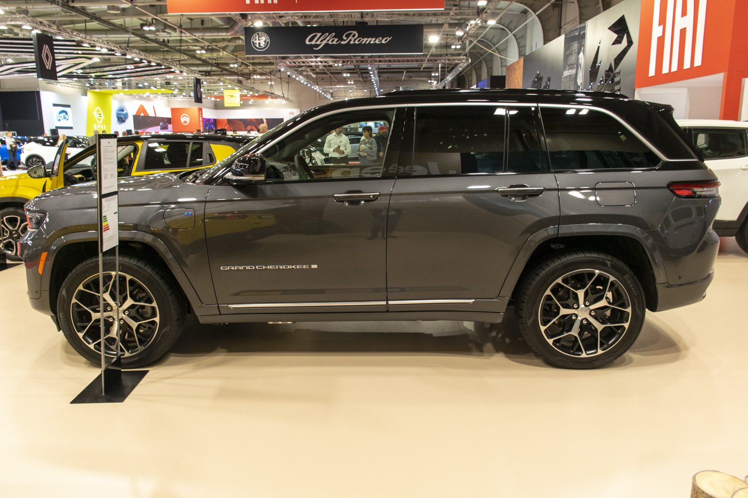 Side profile and alloy wheels of a modern SUV.