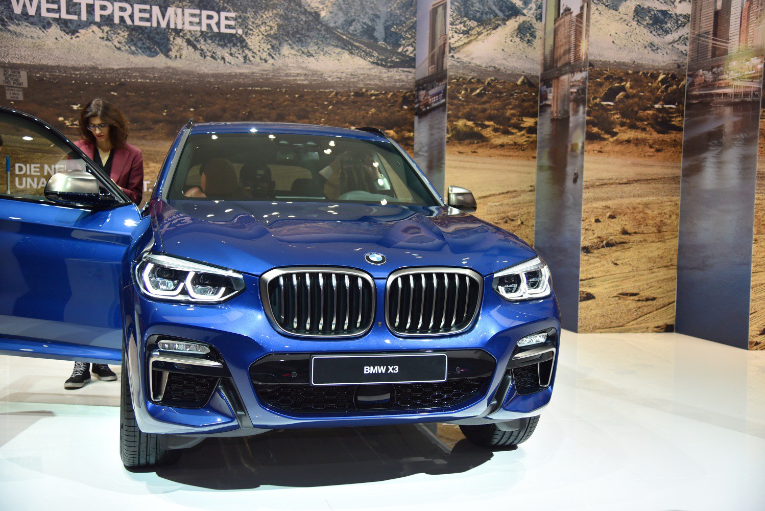 Front view with BMW kidney grille and LED headlights