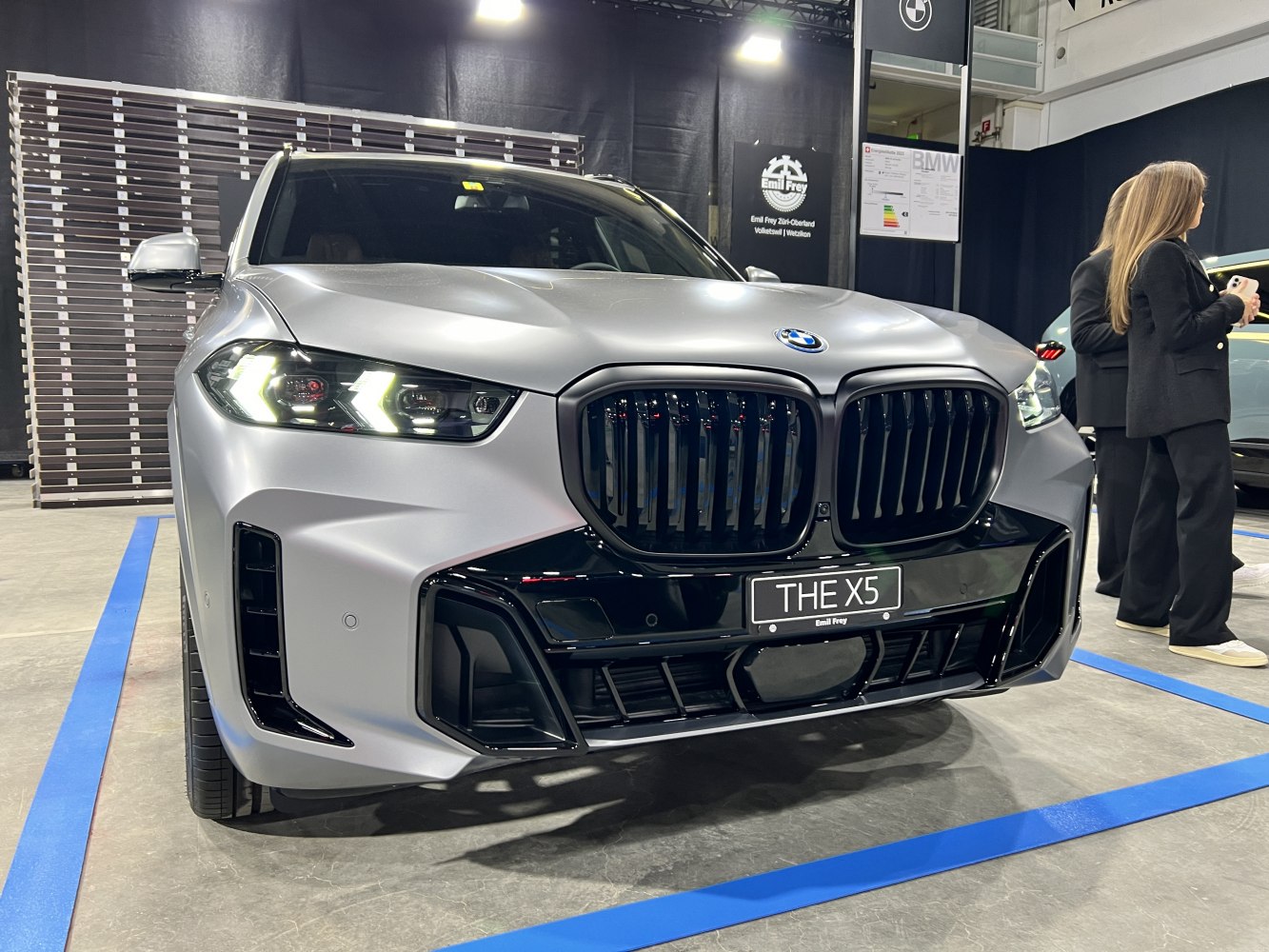 Close-up of facelifted front grille and LED headlights