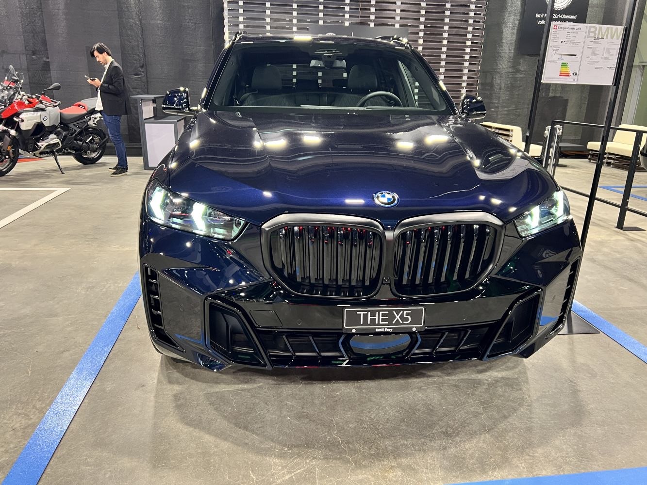 Front view with black kidney grille and LED headlights