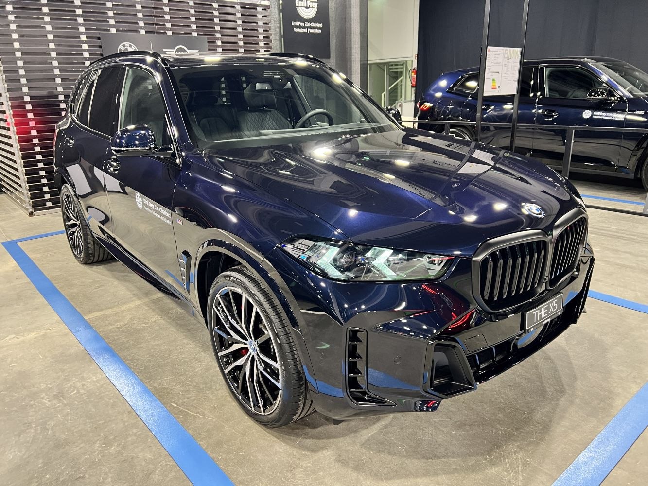 2024 BMW X5 facelift front view with LED headlights and bold grille