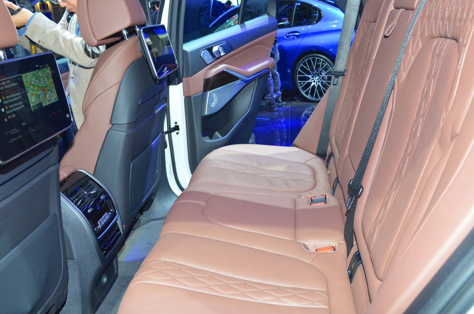 Rear seating with brown leather and rear touchscreens