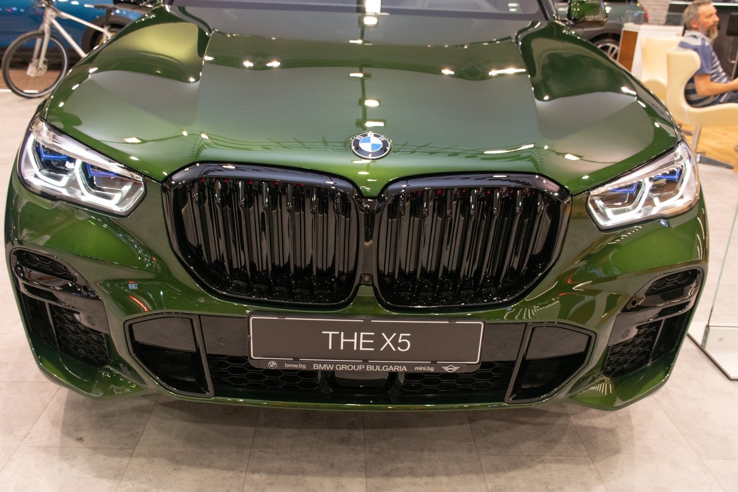 Black kidney grille and LED headlights front view
