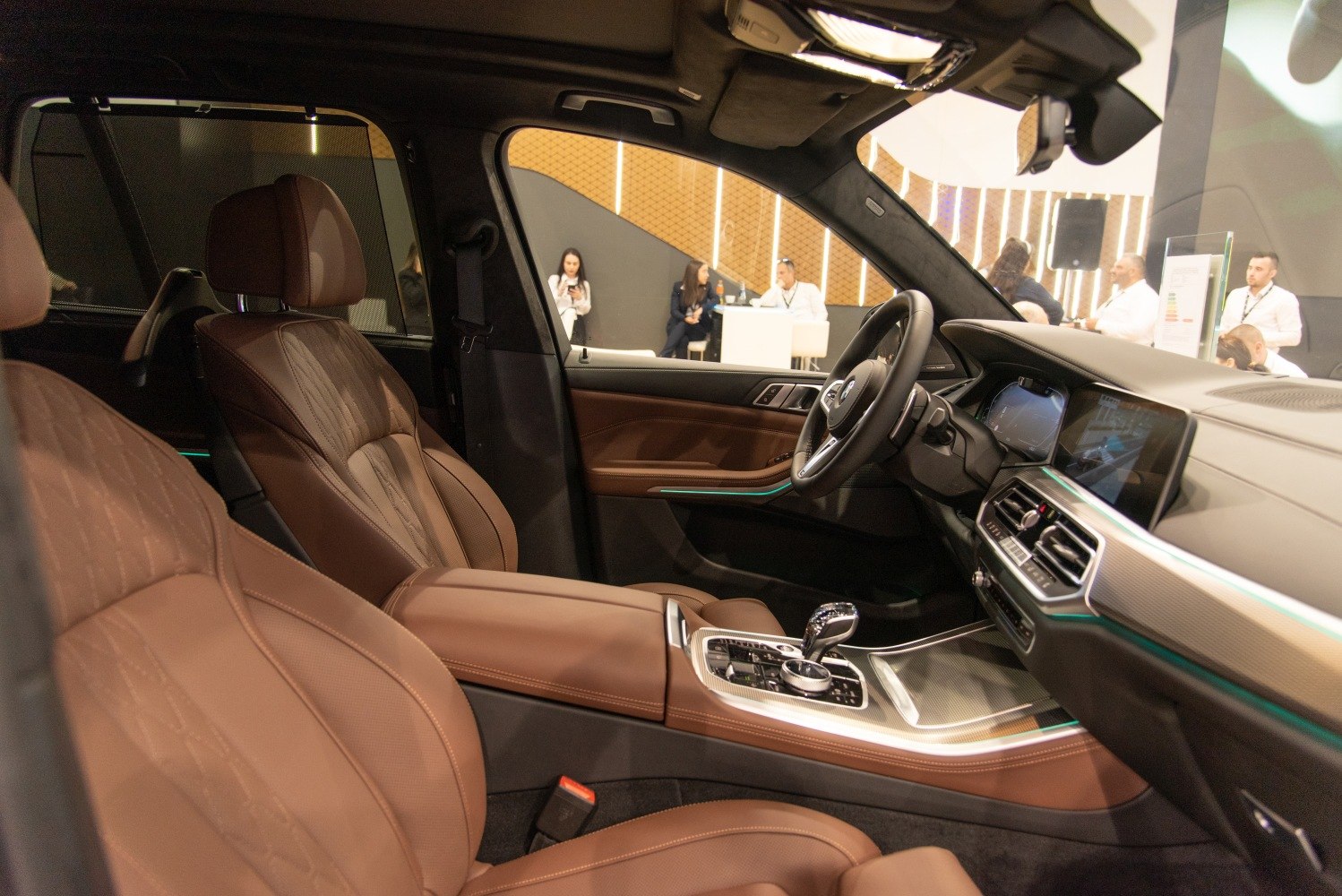 Luxurious brown leather seats and advanced digital dashboard interior features