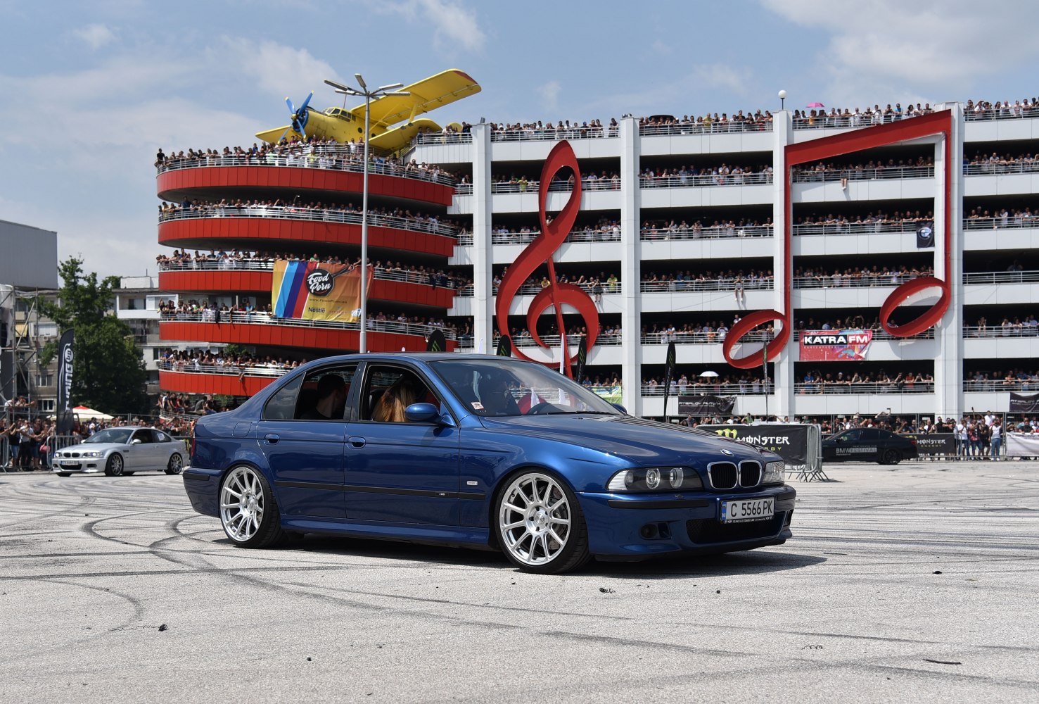 Blue BMW E39 M5 LCI with alloy wheels and lowered stance