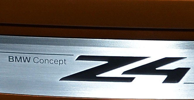 Close-up of BMW Z4 G29 Concept metallic logo badge
