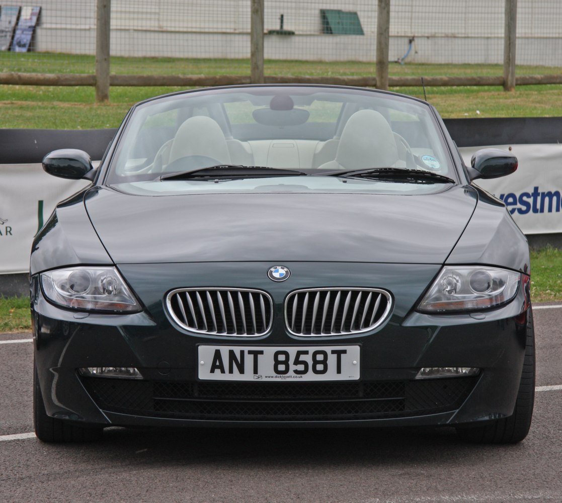 Front view with kidney grille and headlights of a convertible