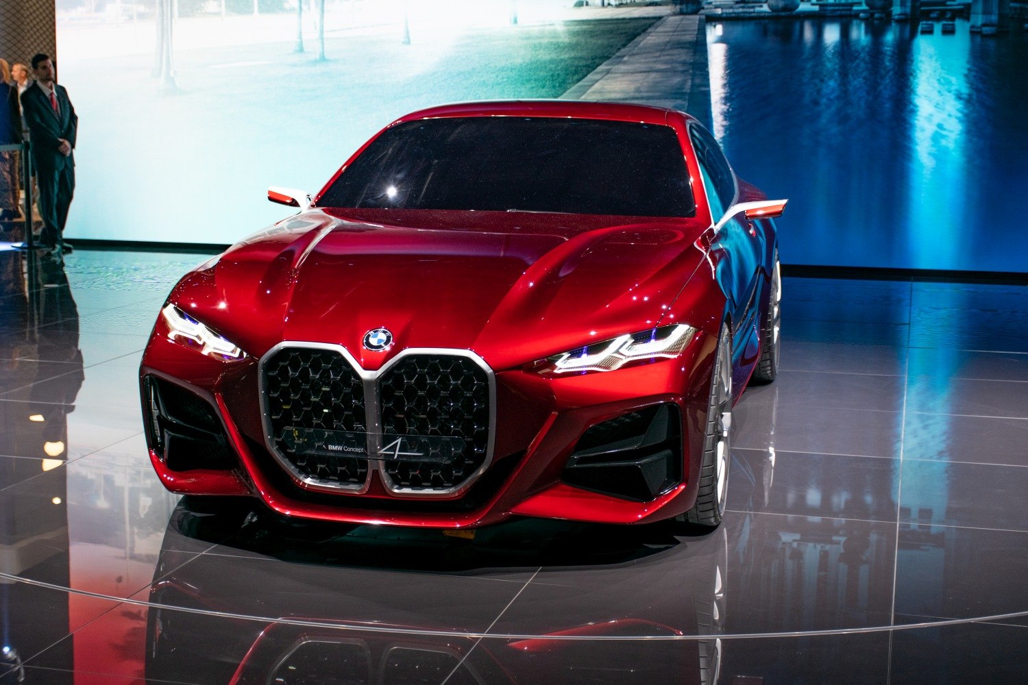 Front view with large kidney grille and LED headlights