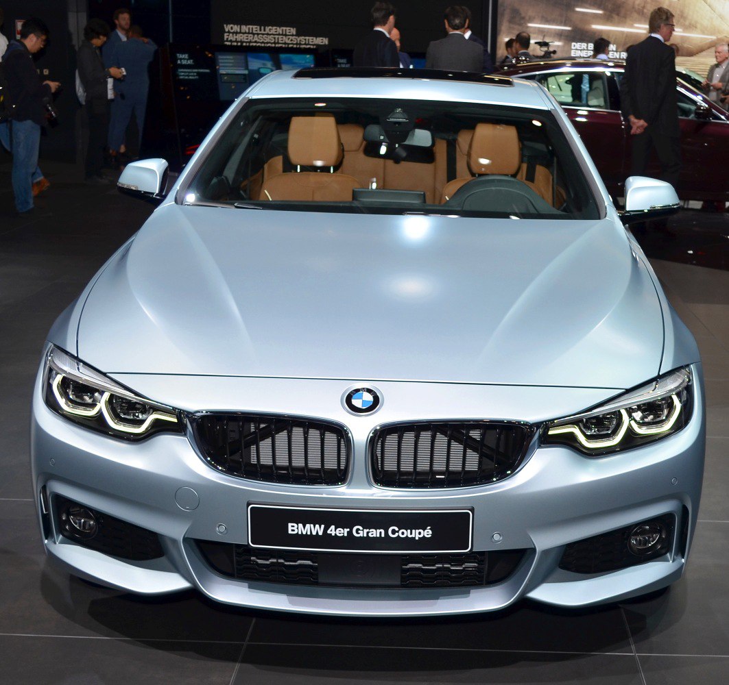 Front view with signature kidney grille and LED headlights