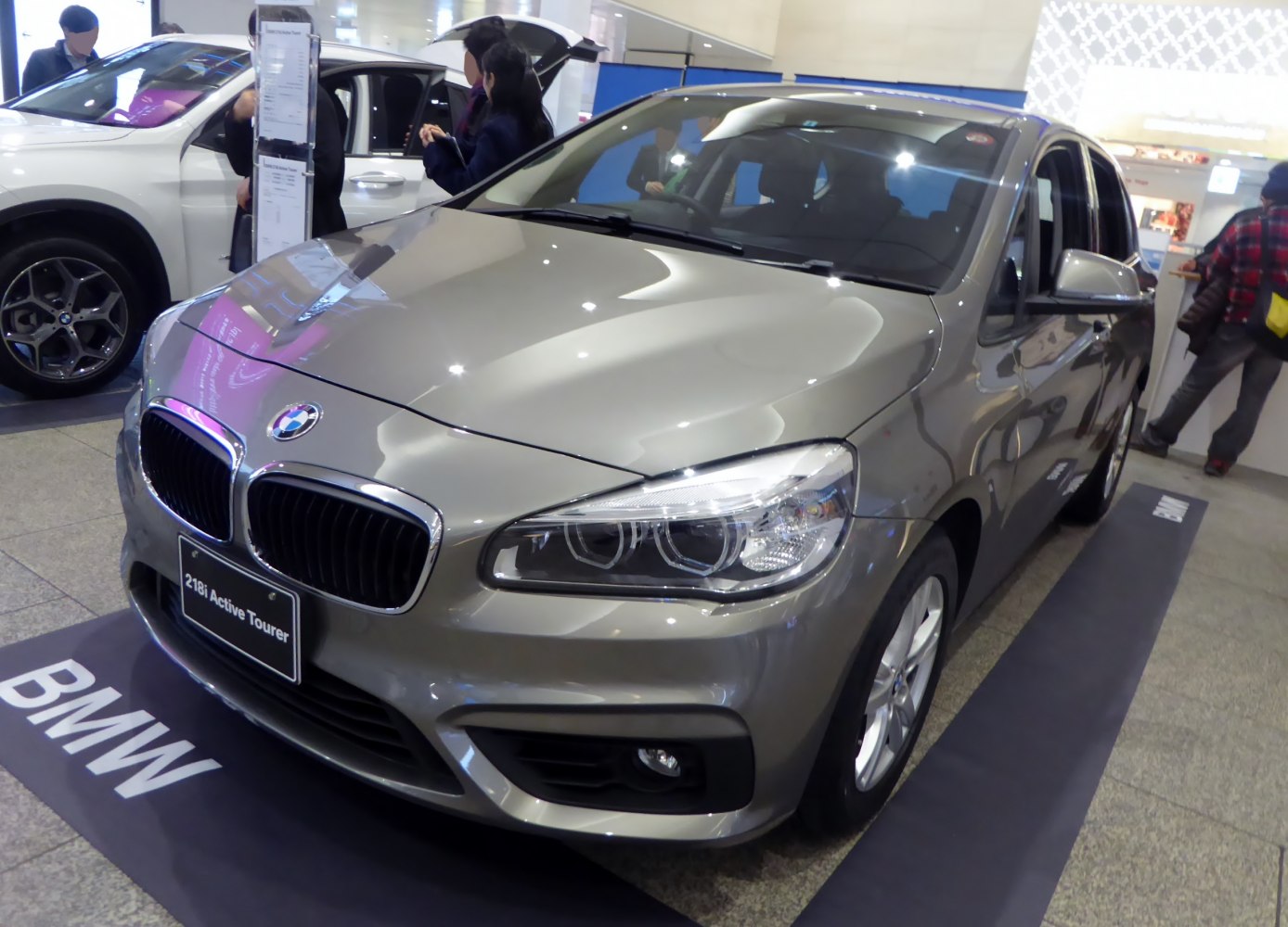 BMW 2 Series Active Tourer front grille and headlights