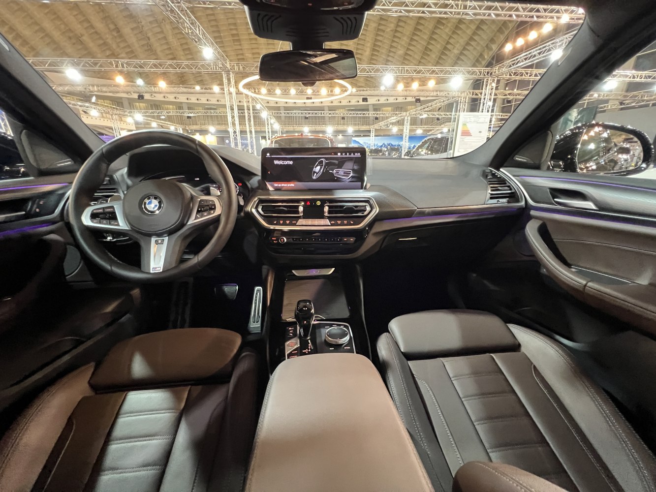 Interior dashboard, steering wheel, infotainment system