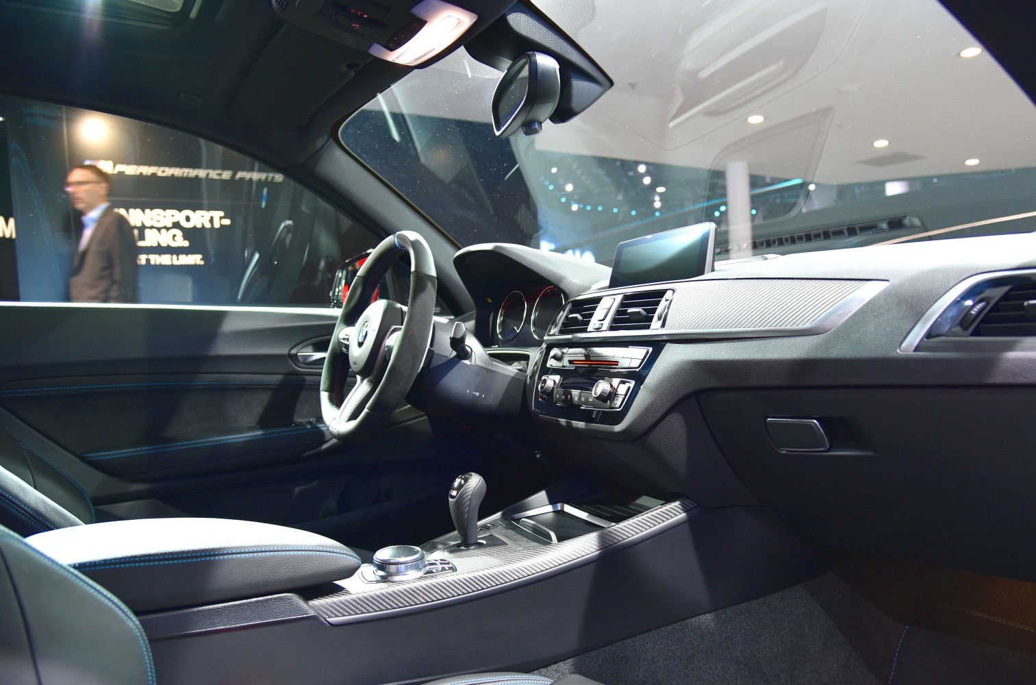 Interior with dashboard, multifunction steering wheel, infotainment screen