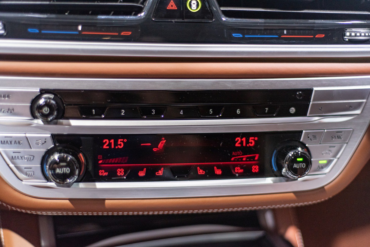 Dual-zone automatic climate control with seat heating and digital temperature display
