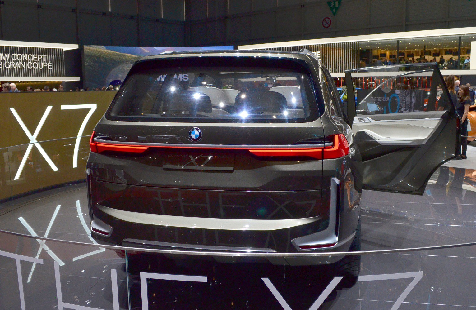 Sleek rear design with continuous LED tail lamps and open rear door