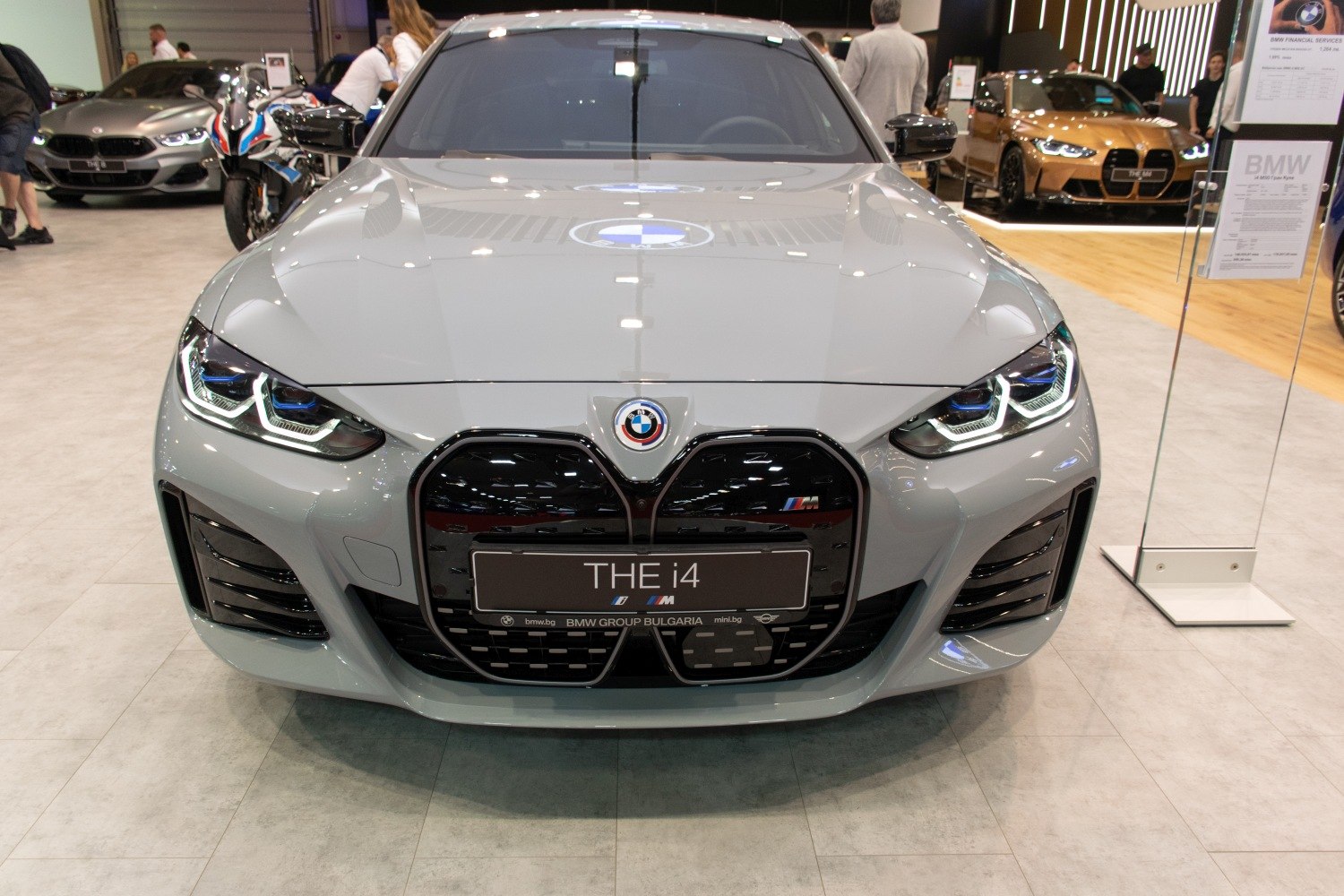 Bold kidney grille and LED headlights front view.