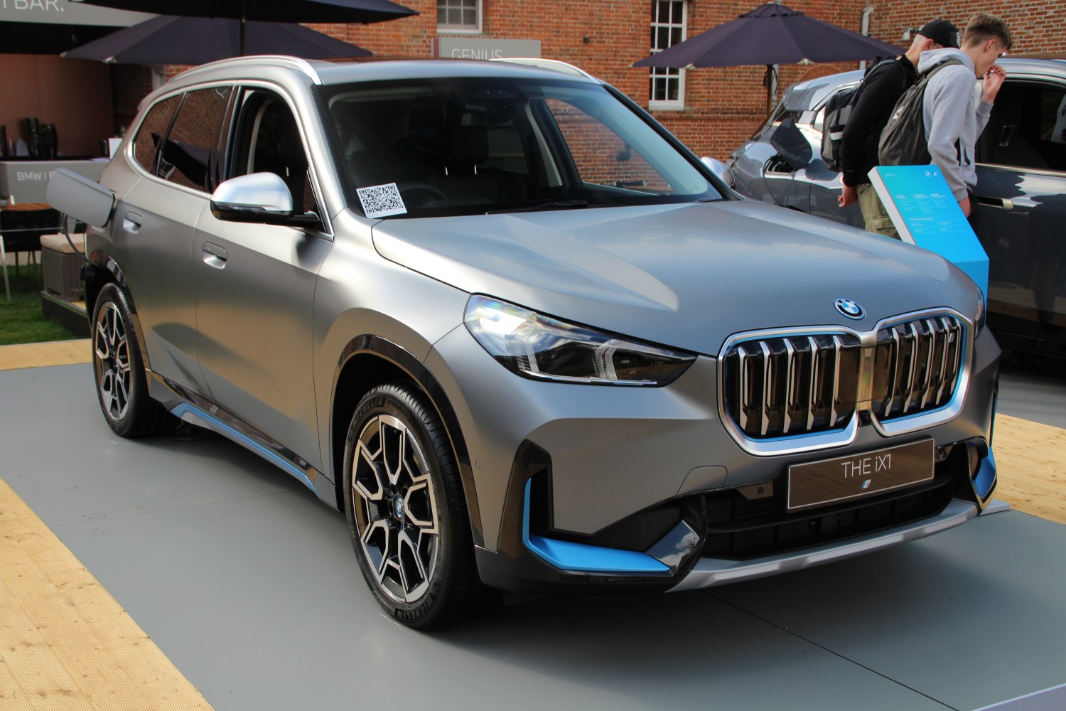 Front grille and LED headlights of an electric SUV