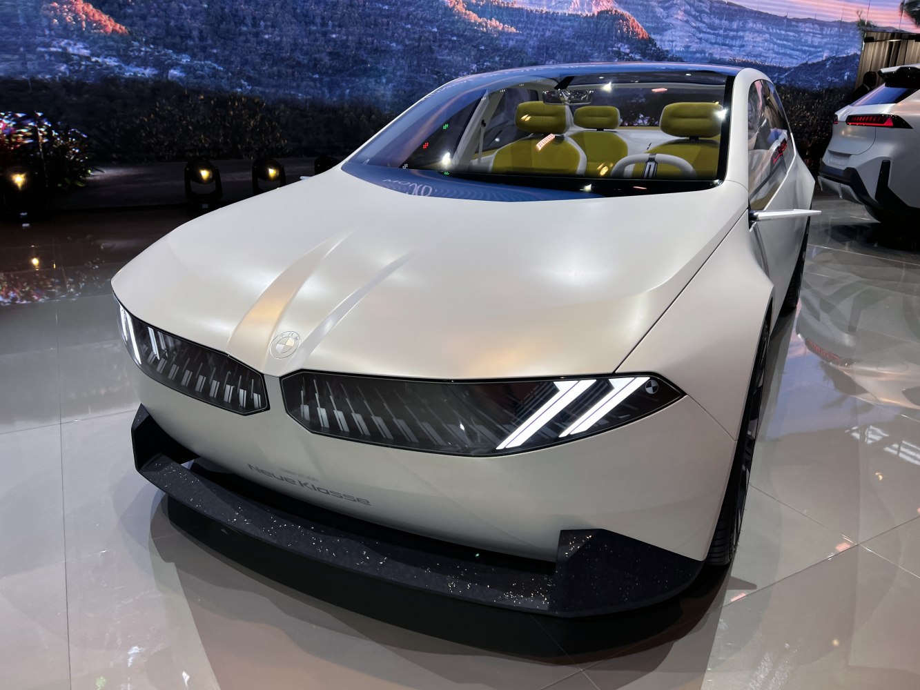 Futuristic front design with kidney grille and LED headlights