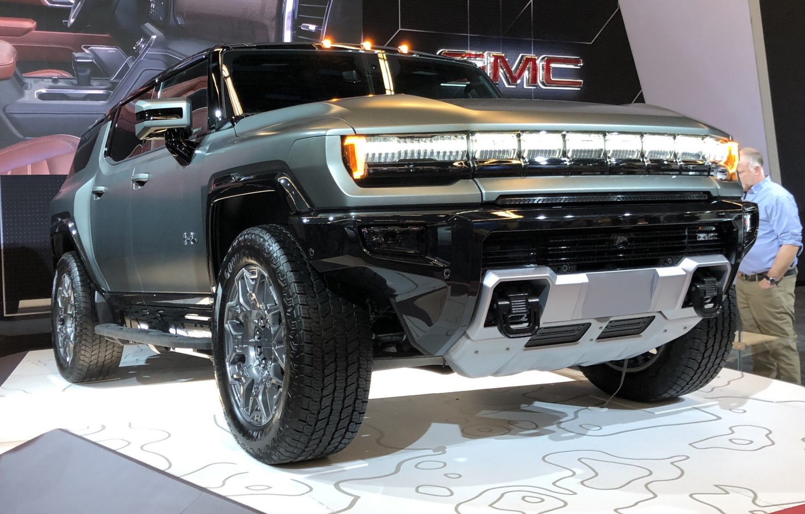 Front and side view with LED headlights and off-road tires