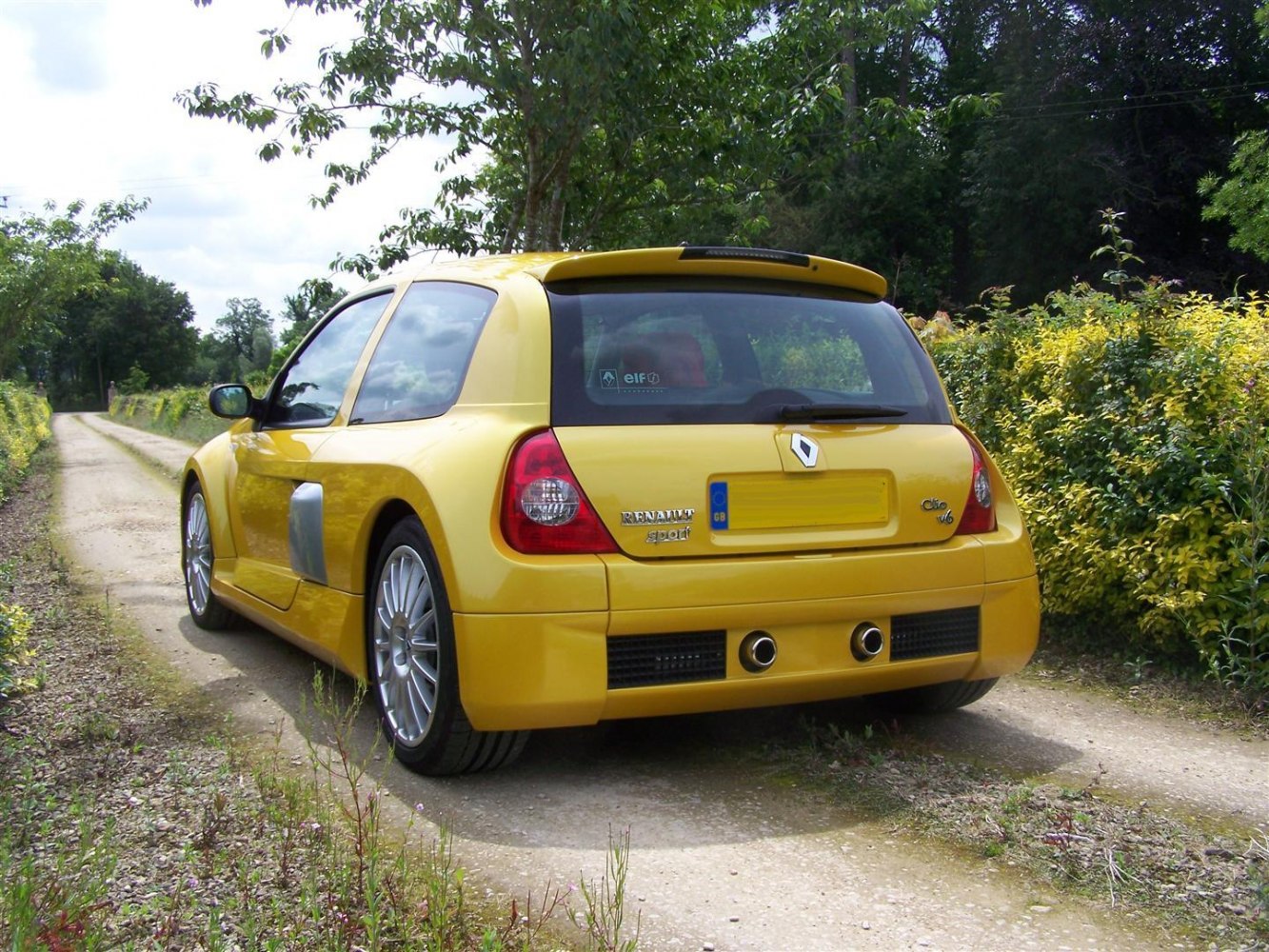 Rear view with dual exhaust and side air scoop