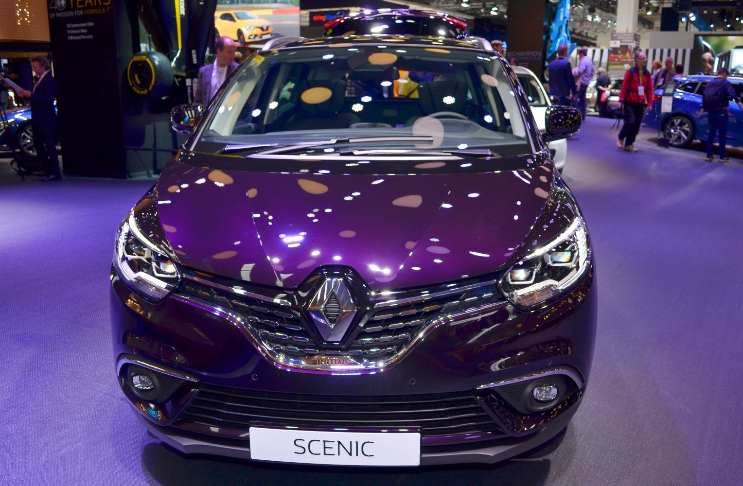 Front view with LED headlights and chrome grille