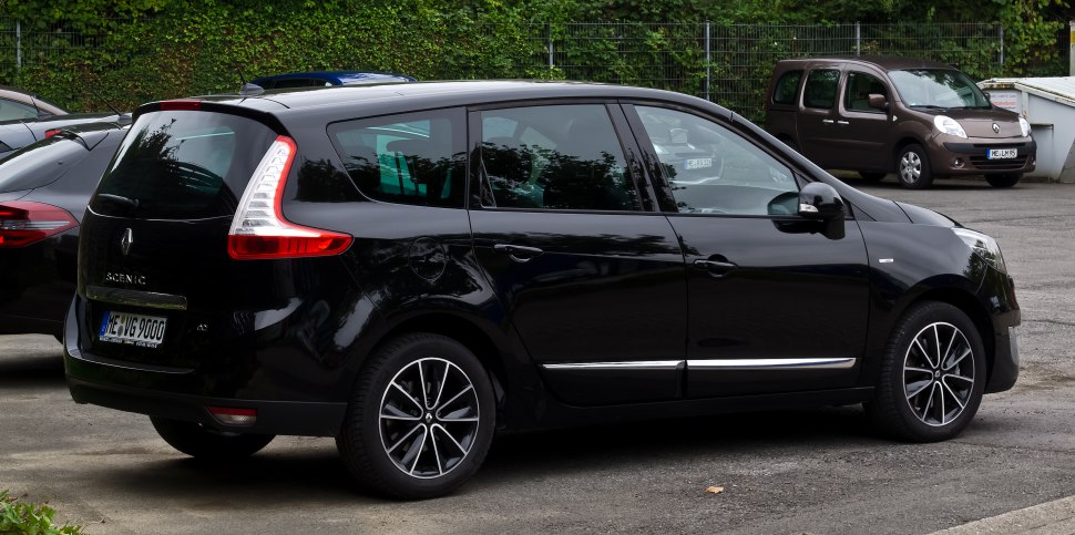 Rear and side view with distinctive rear lights and alloy wheels