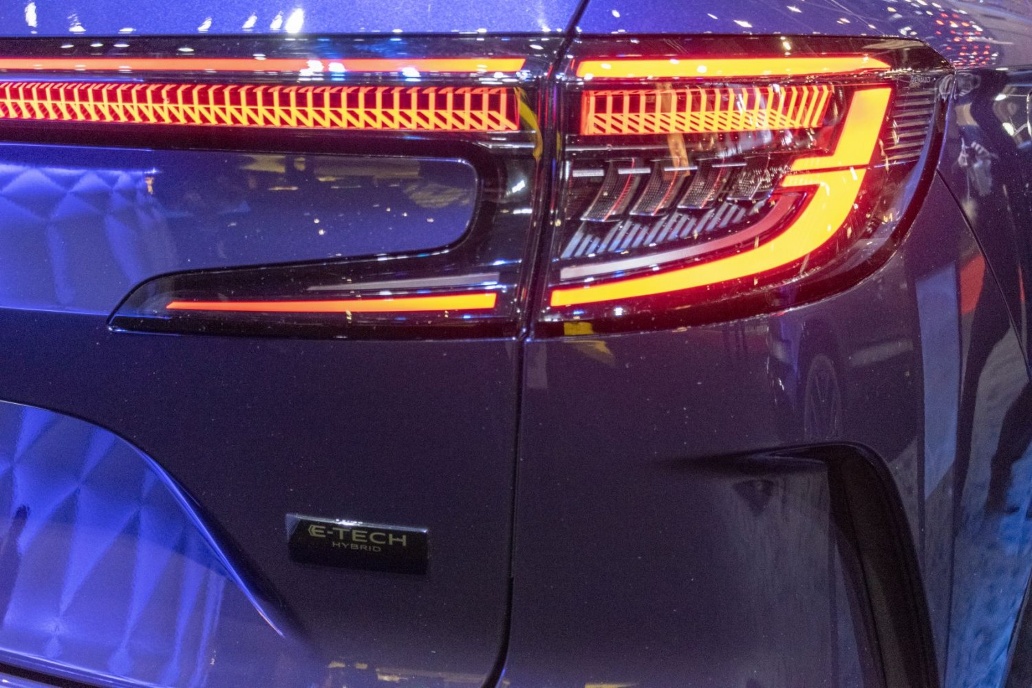 LED tail light design and E-TECH Hybrid badge detail