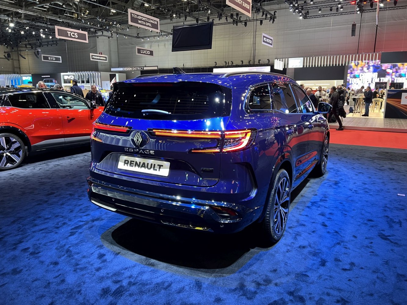 Sleek rear design with continuous LED light bar and tinted windows