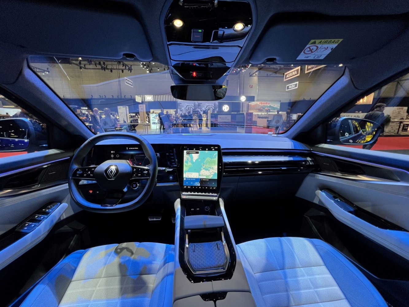Digital dashboard and large vertical touchscreen infotainment system