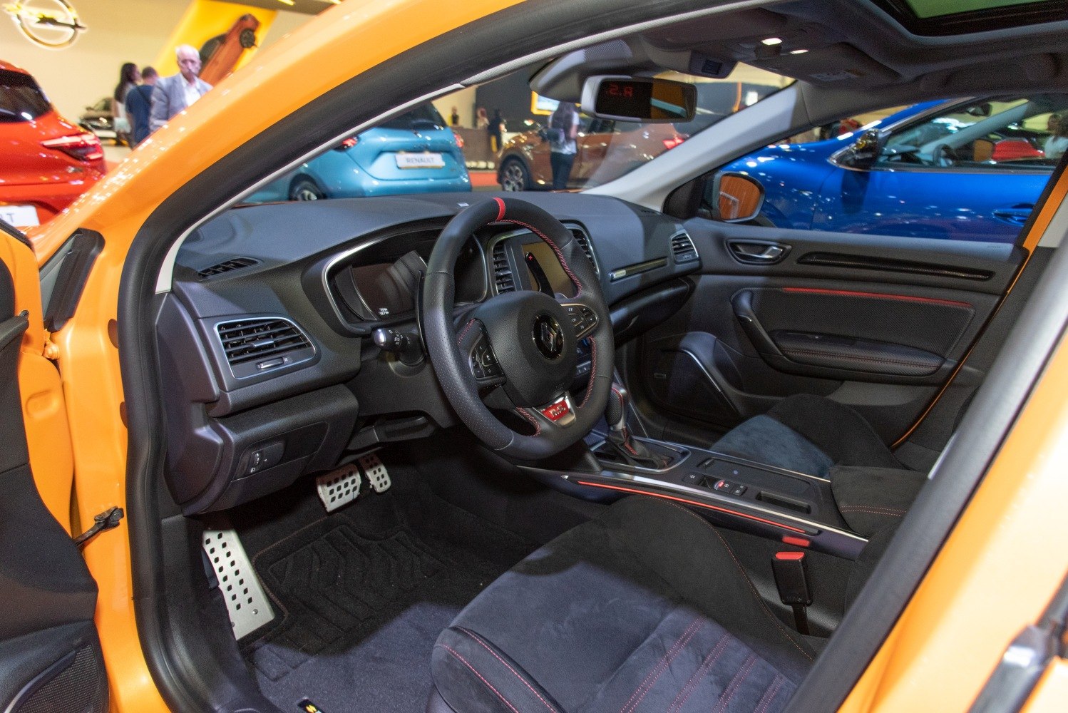 Sporty steering wheel and modern dashboard interior