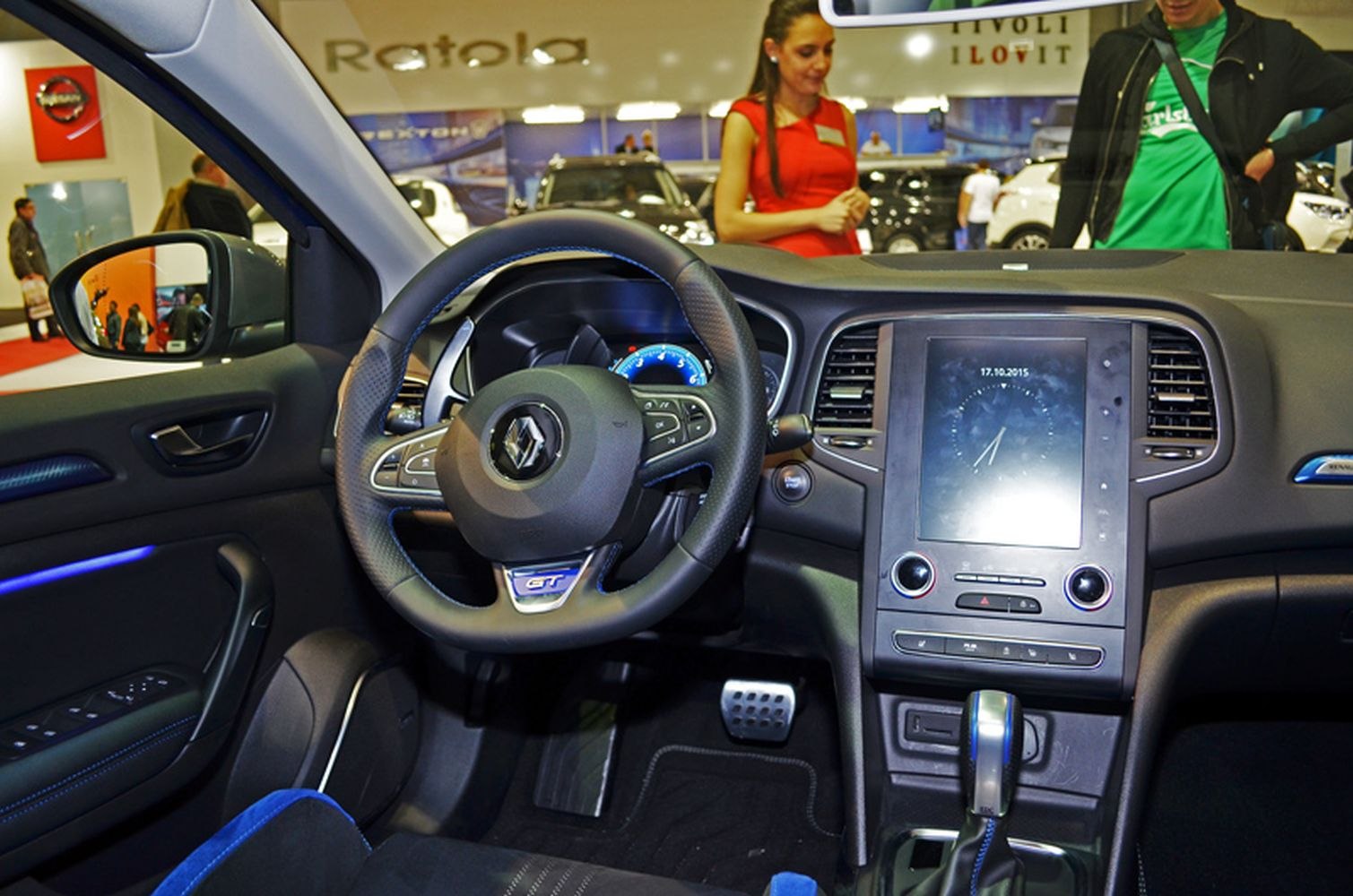 Digital dashboard and central touchscreen with GT sport steering wheel