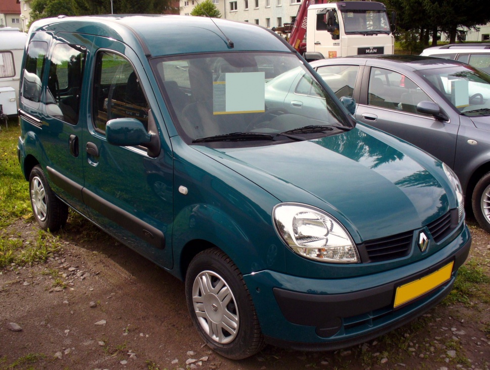 Front and side view of compact multipurpose vehicle with sliding door and facelift design