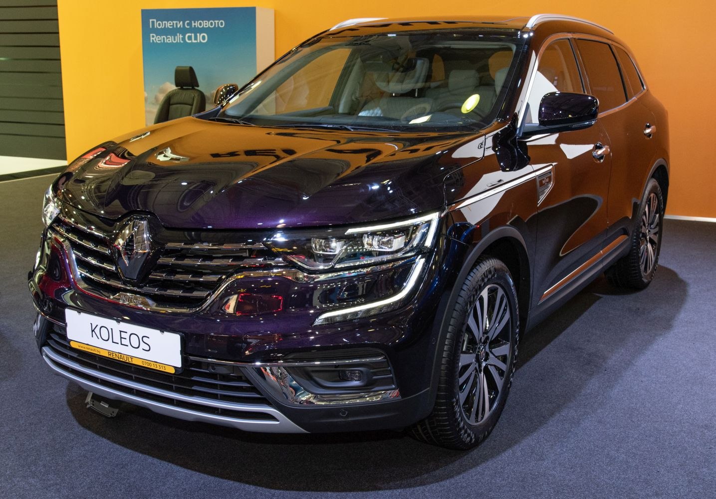 Front and side view of SUV with LED headlights and alloy wheels