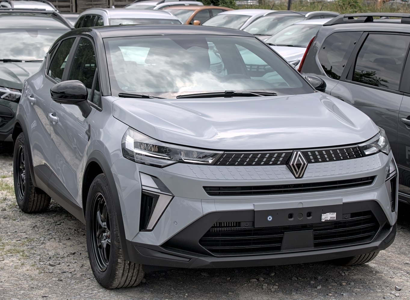 Modern front-end with LED headlights and distinctive grille