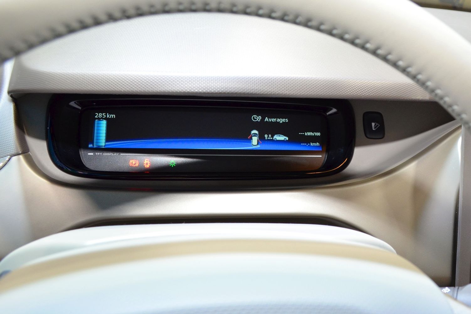 Digital dashboard with electric range and vehicle status indicators