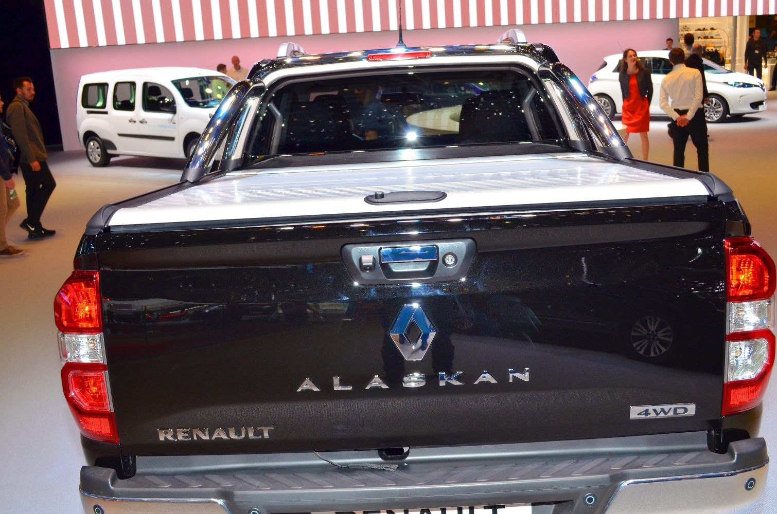 Close-up of a 4WD pickup truck rear tailgate with bed cover
