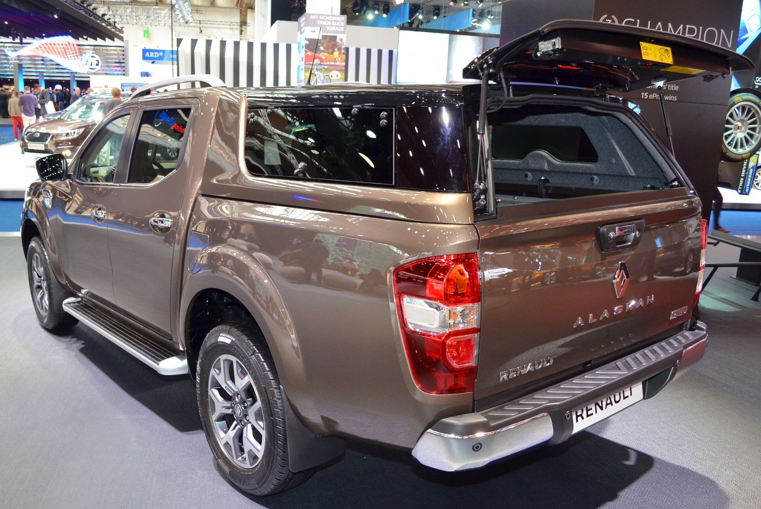 Pickup truck rear with open canopy and cargo bed
