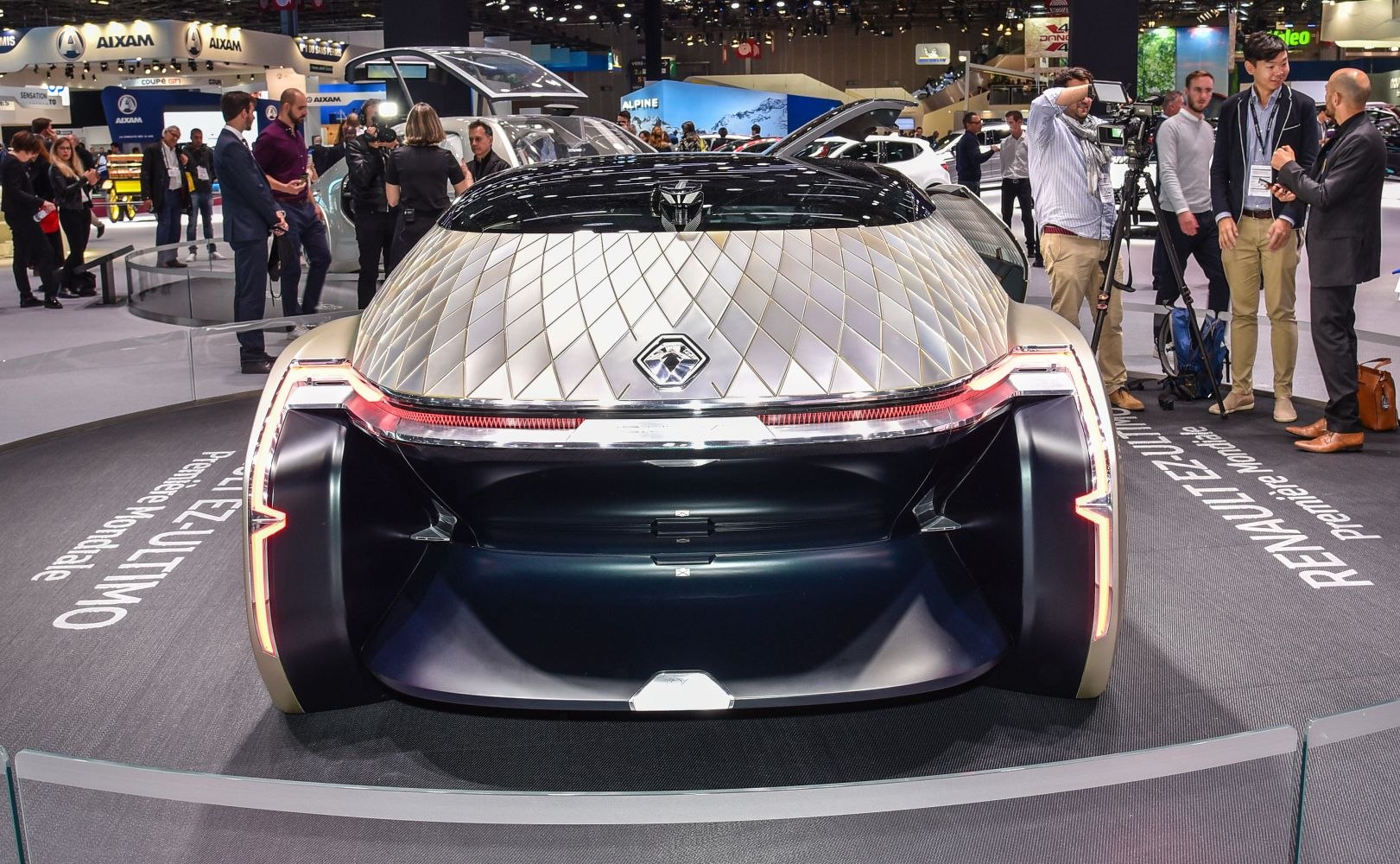 Futuristic front view with diamond-pattern hood and advanced LED lights
