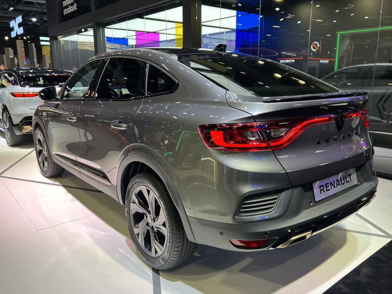 Rear view of Renault crossover with LED tail lights and sleek design