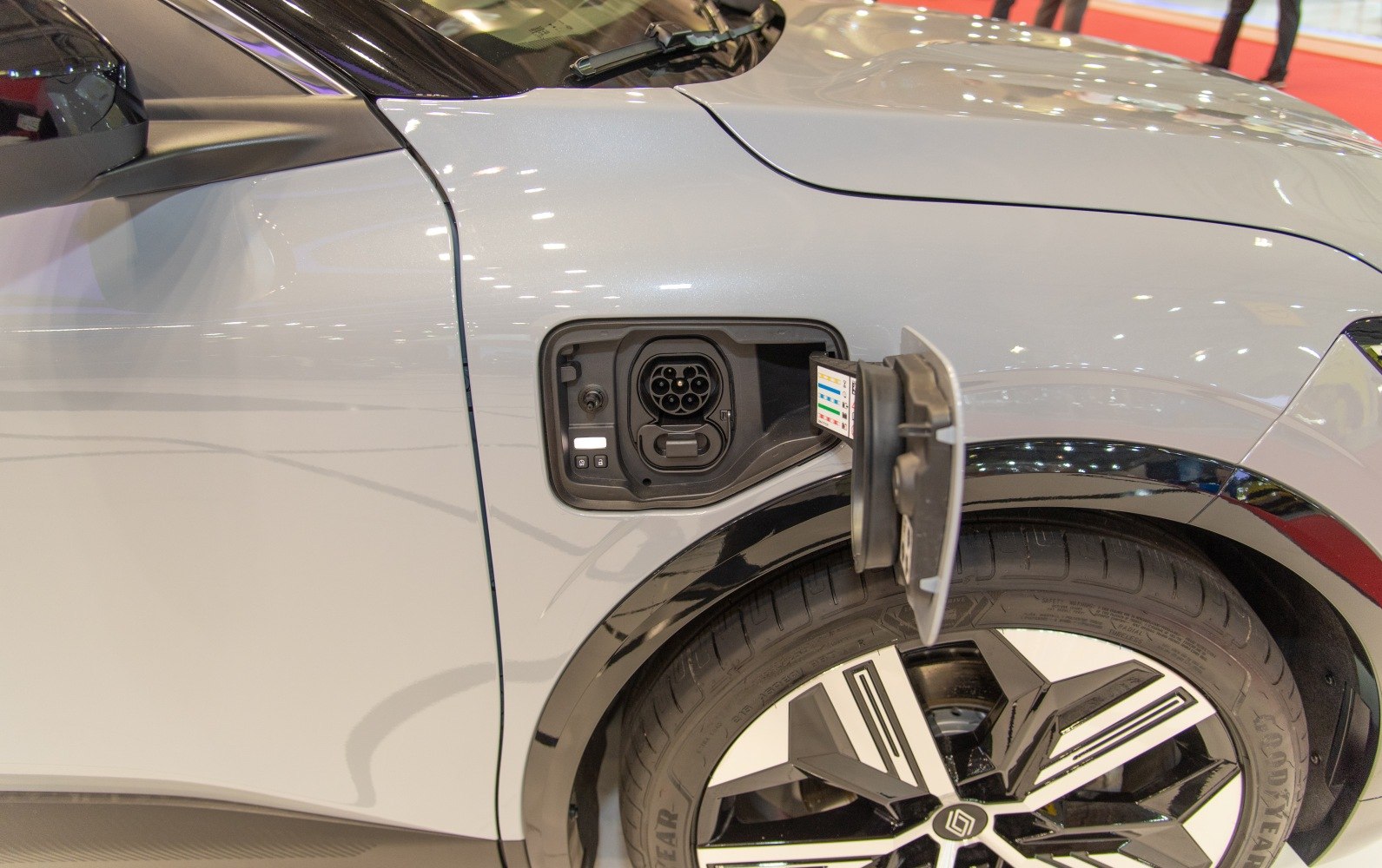 EV charging port and distinctive wheel rim design