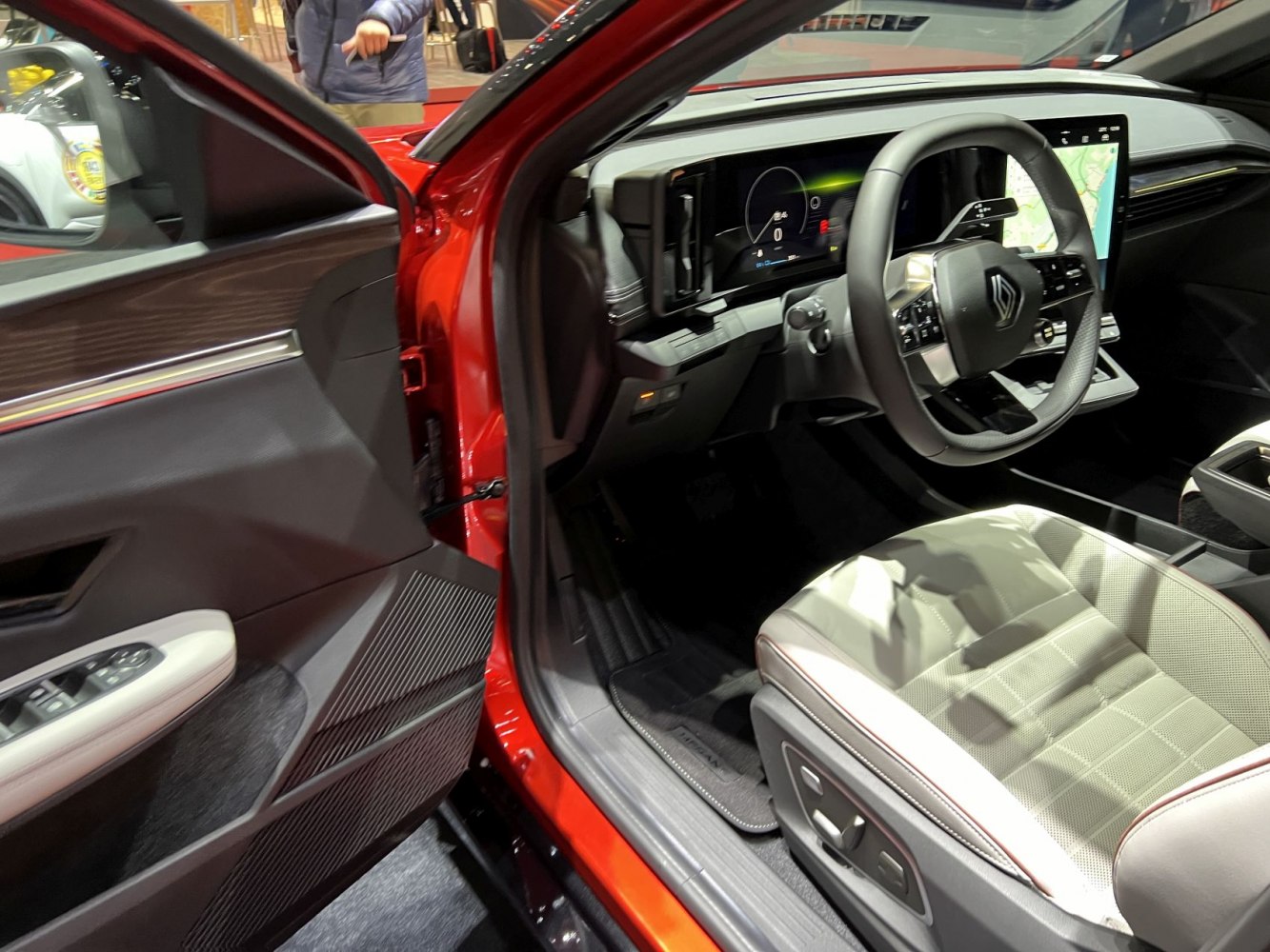 Multifunction steering wheel and digital dashboard in electric vehicle interior